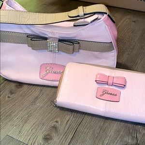 Guess Purse & Wallet